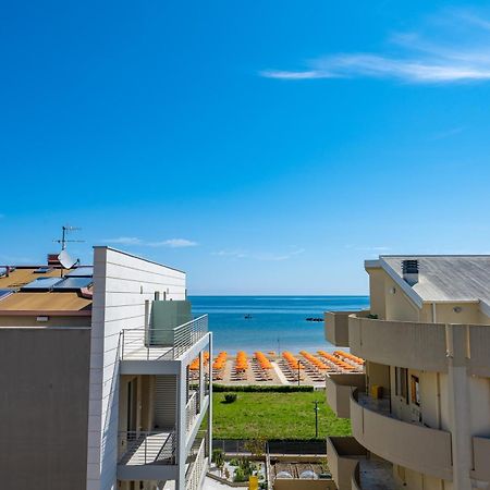 Di Matteo Hotel 로세토데글리아브루찌 외부 사진
